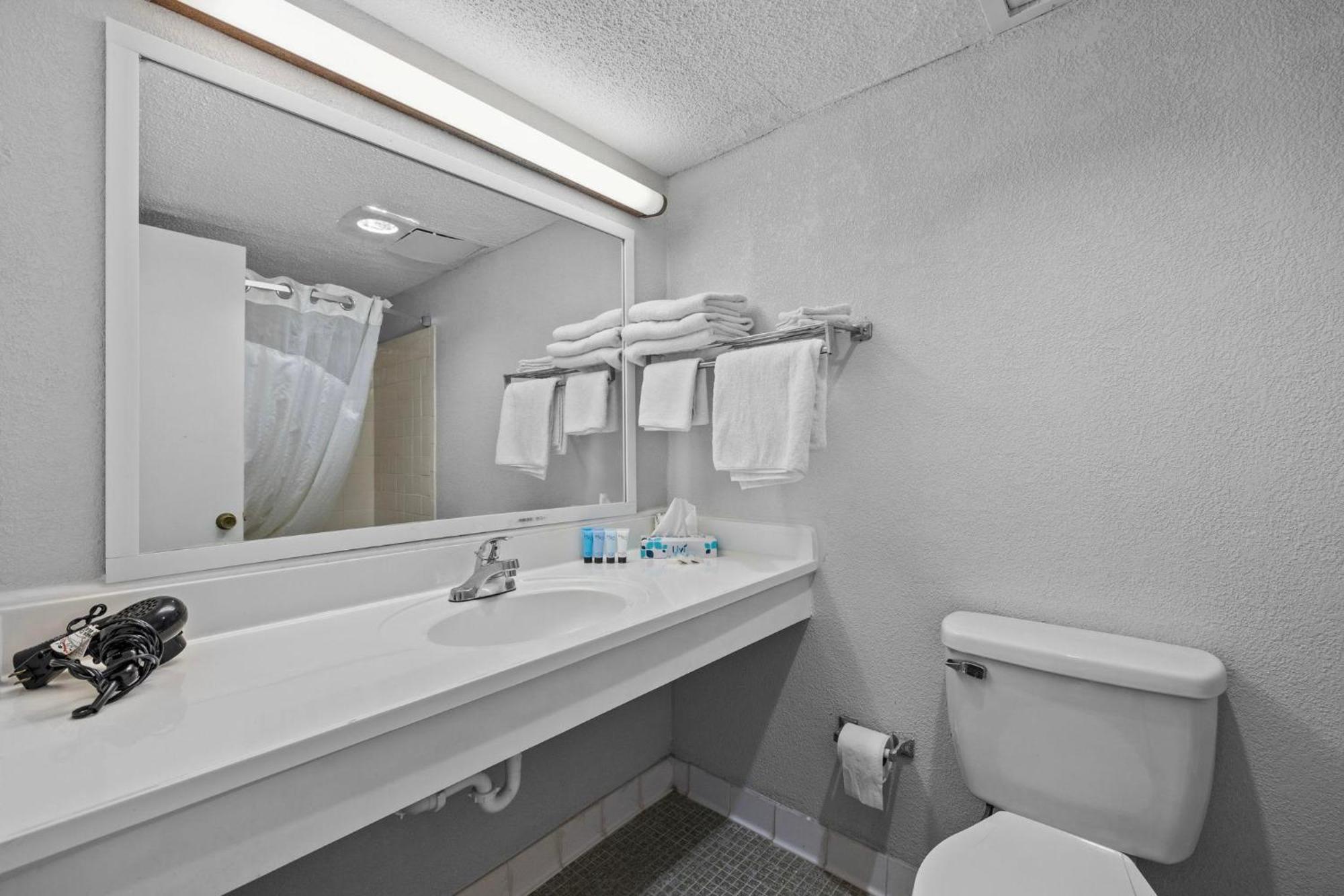 Oasis Hotel Север Миртл Бич Экстерьер фото