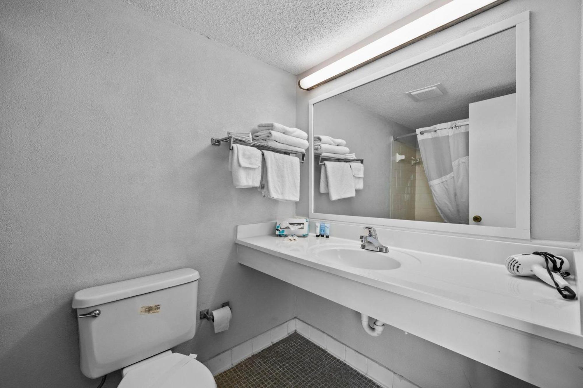 Oasis Hotel Север Миртл Бич Экстерьер фото